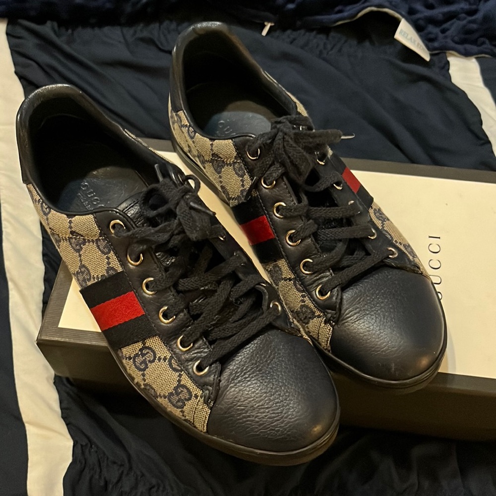 Authentic Gucci sneakers